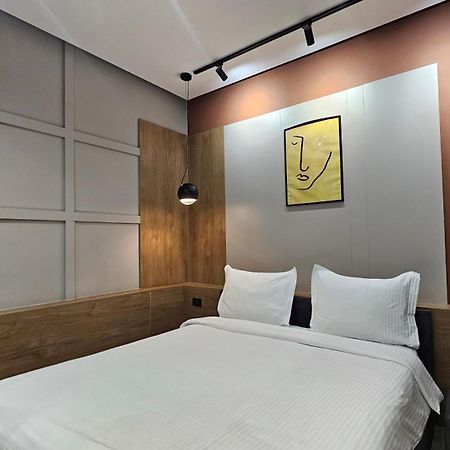 Tam Serviced Studio Apartments Next To Blloku Tirana Exterior photo