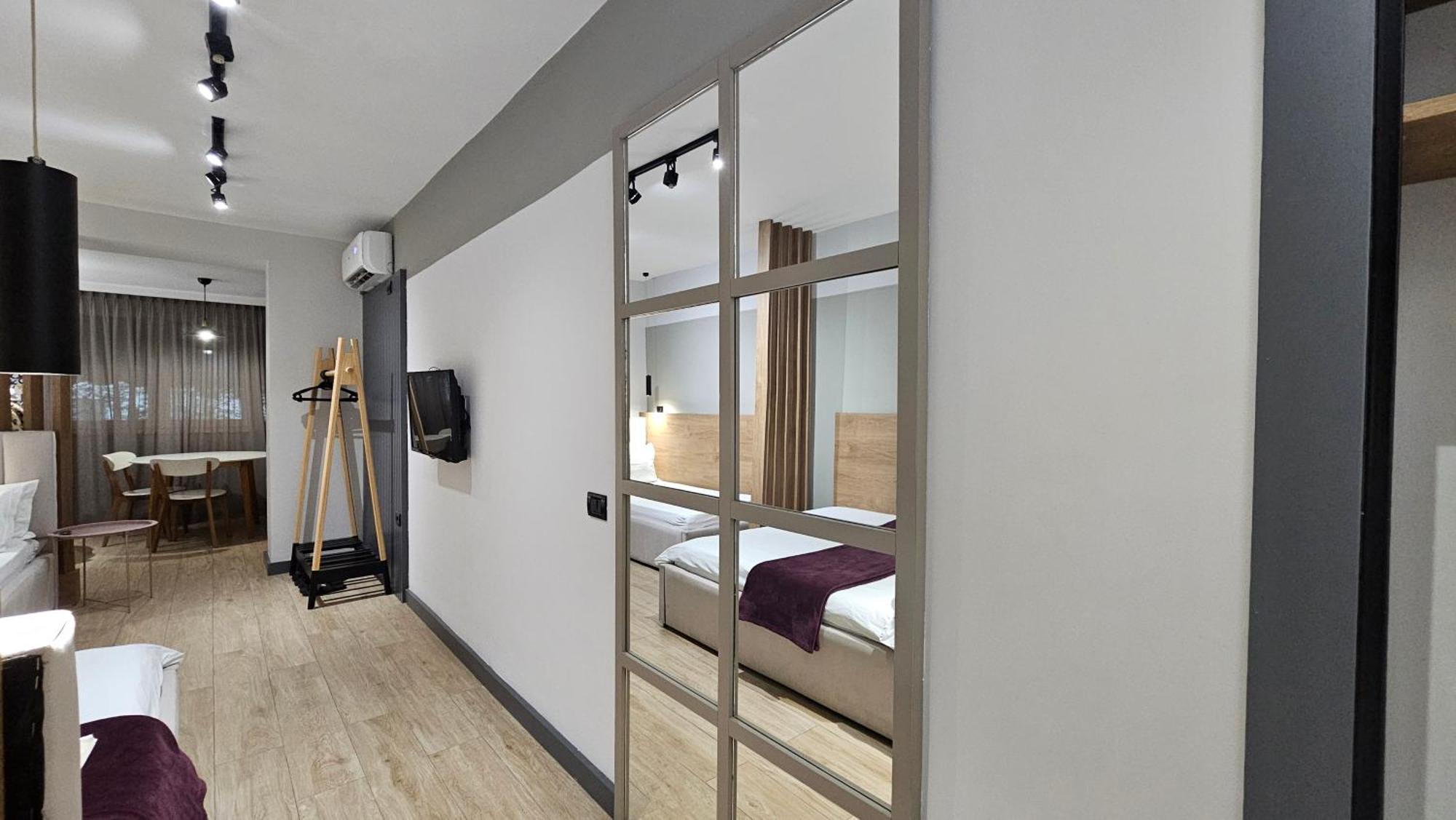 Tam Serviced Studio Apartments Next To Blloku Tirana Exterior photo