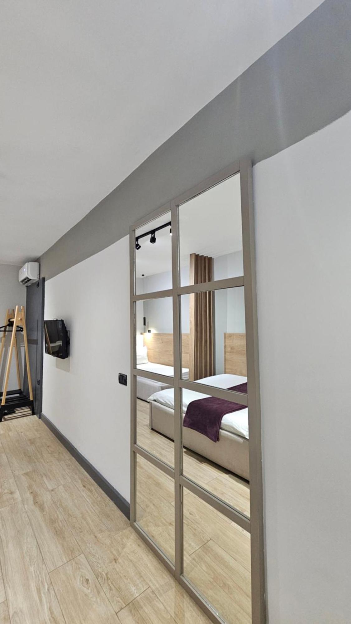 Tam Serviced Studio Apartments Next To Blloku Tirana Exterior photo